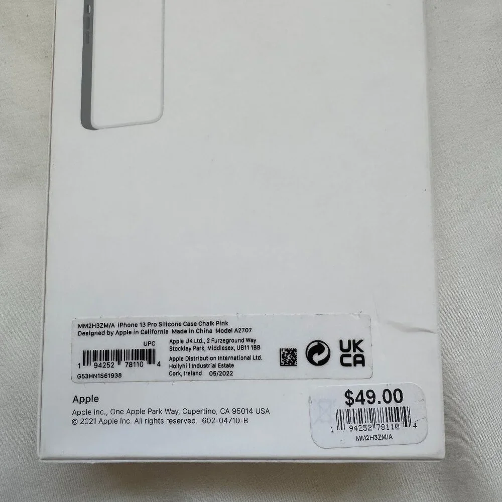 NWT, Apple iPhone 13 Pro Silicone Case with MagSafe - Chalk Pink / Light Pink
